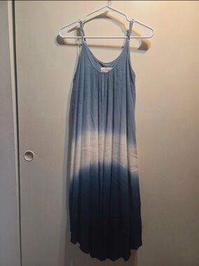 Knox Rose Light to Dark Blue Ombre Maxi Dress